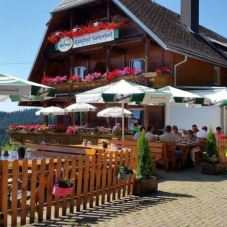 Schwarzwaldgasthaus Salenhof Hotel Titisee-Neustadt Exterior photo